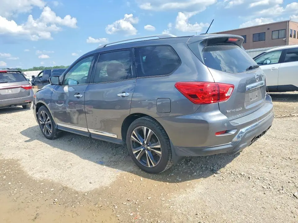 2017 NISSAN PATHFINDER PLATINUM  
