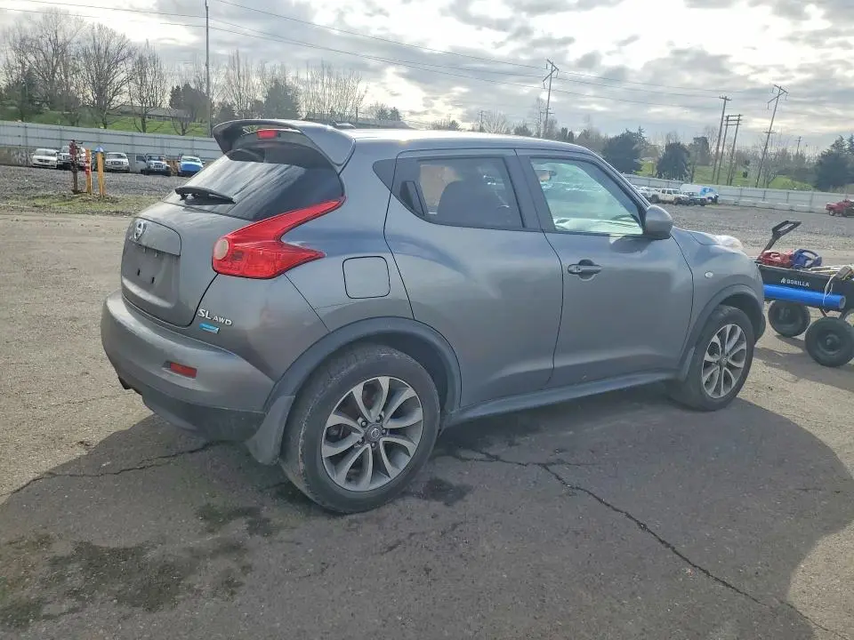 2013 NISSAN JUKE S  