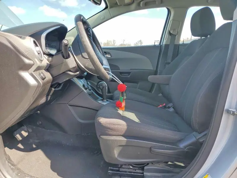 2017 CHEVROLET SONIC LT  