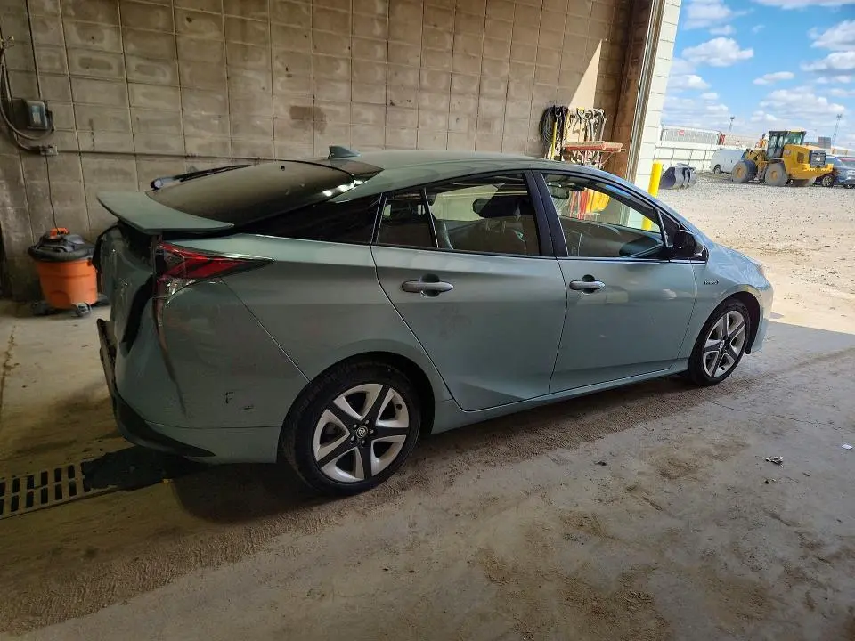 2016 TOYOTA PRIUS FOUR TOURING  