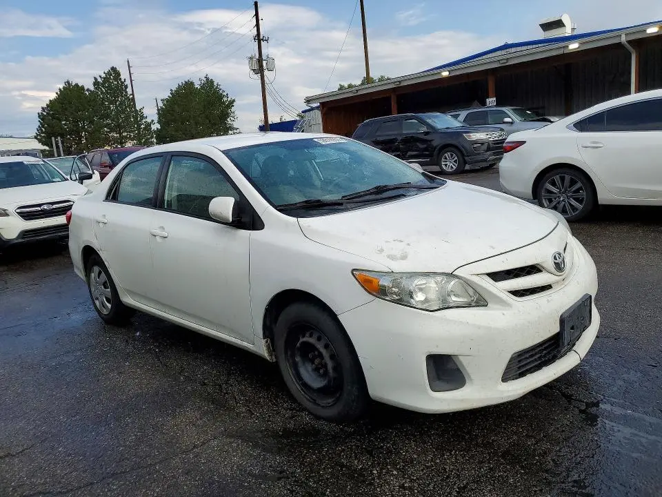 2011 TOYOTA COROLLA LE  