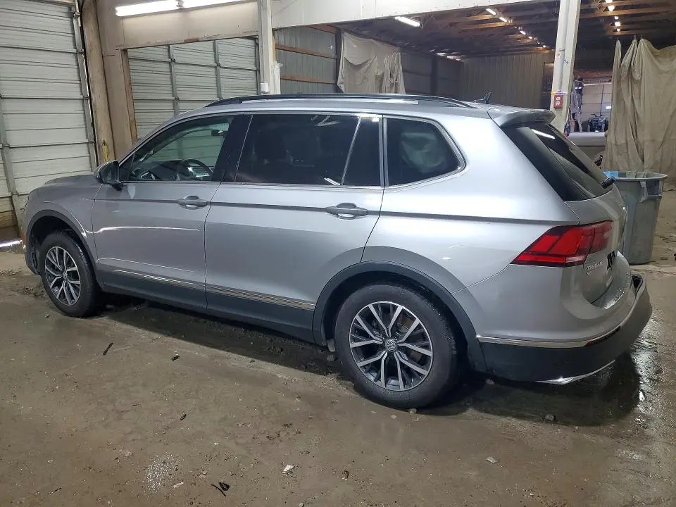 2020 VOLKSWAGEN TIGUAN SE  