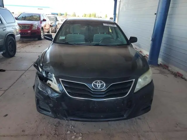 2011 TOYOTA CAMRY BASE  