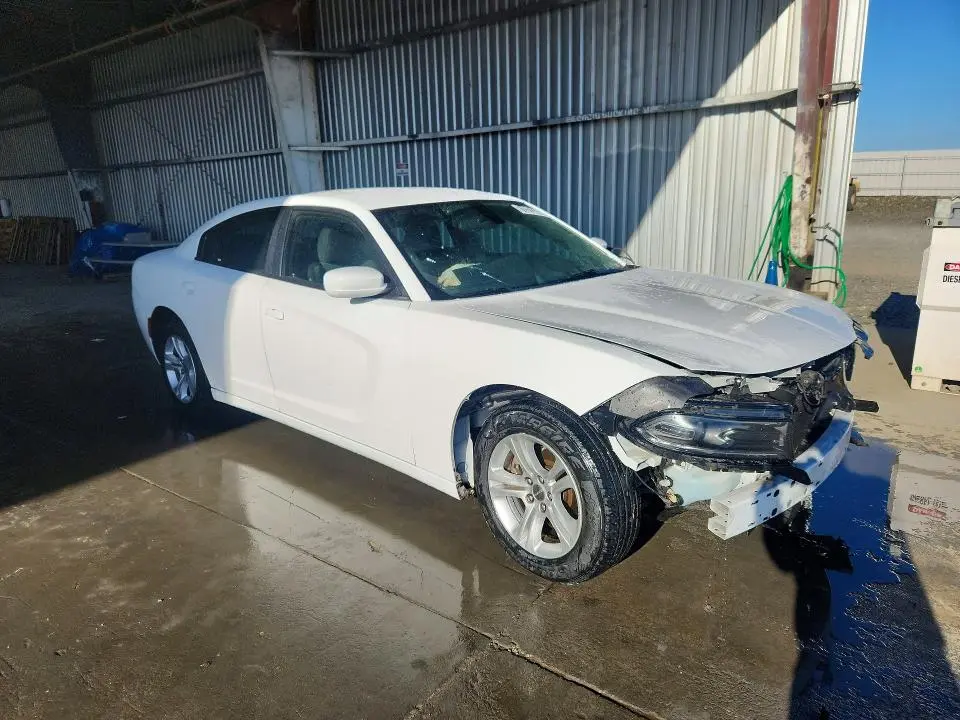 2022 DODGE CHARGER SXT  