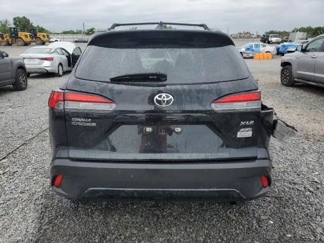 2024 TOYOTA COROLLA CROSS XLE  