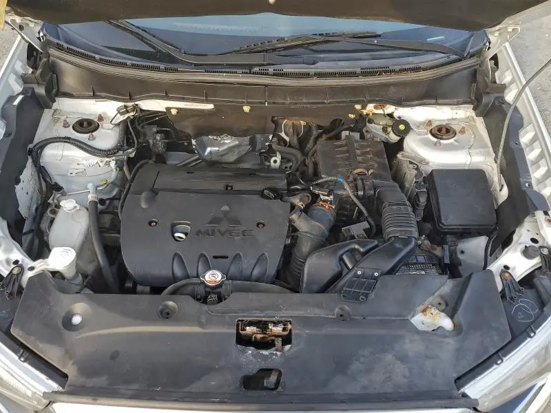 2016 MITSUBISHI OUTLANDER SPORT ES  