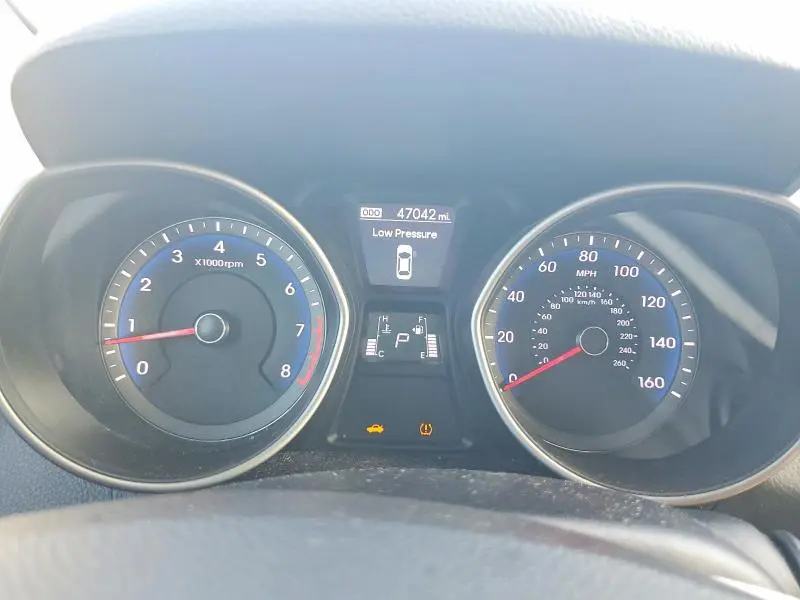 2016 HYUNDAI ELANTRA GT BASE  