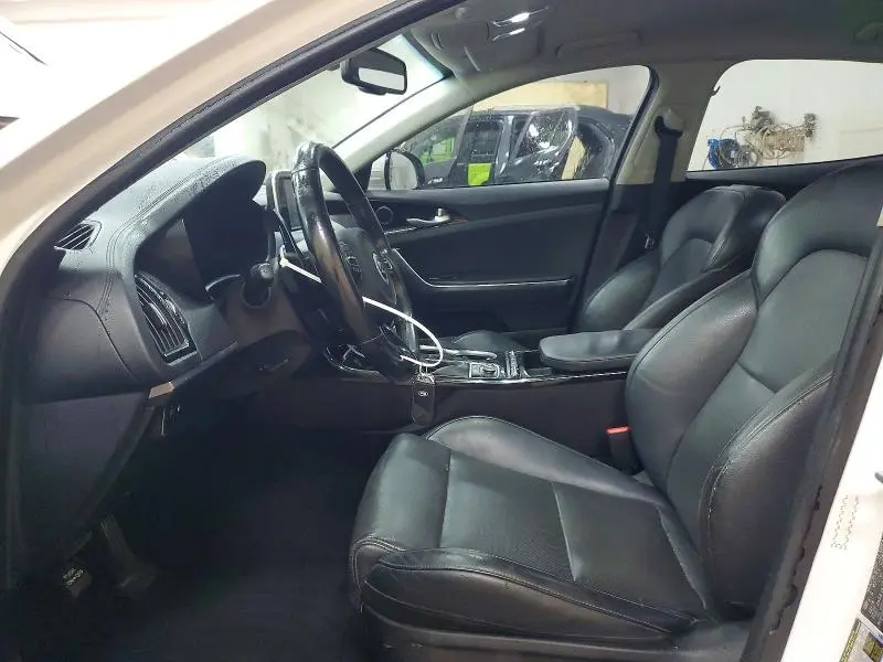 2018 KIA STINGER BASE  