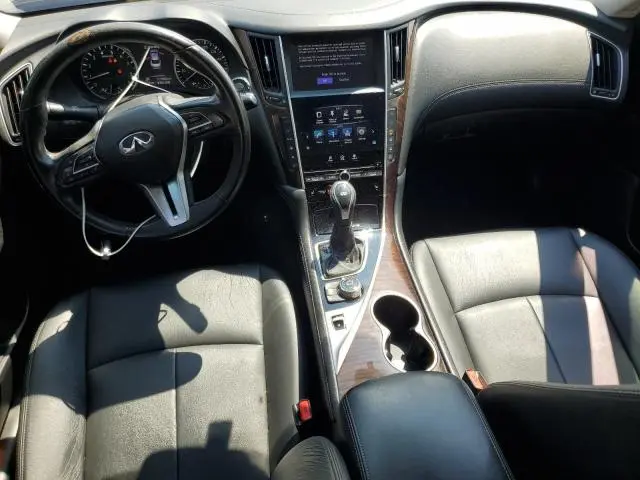 2018 INFINITI Q50 LUXE  