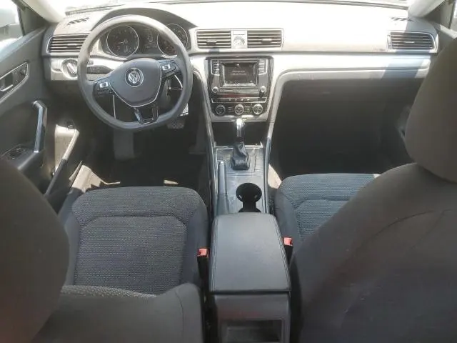 2017 VOLKSWAGEN PASSAT S  