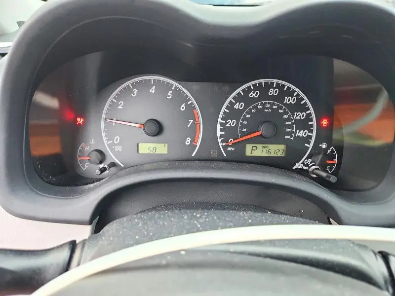 2011 TOYOTA COROLLA LE  