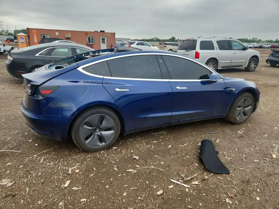 2018 TESLA MODEL 3   