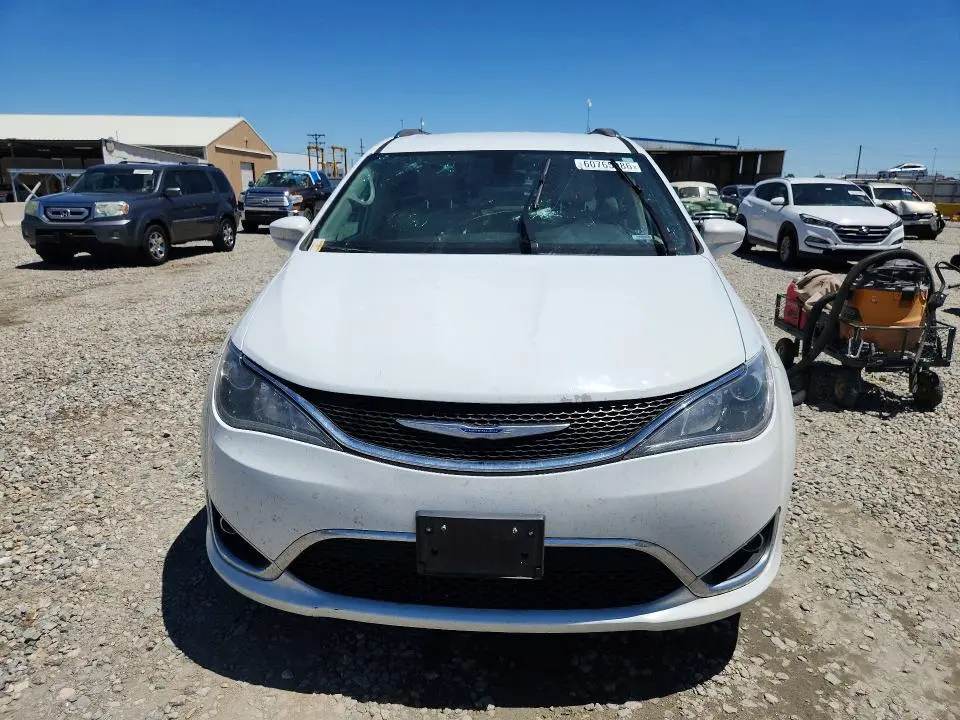2018 CHRYSLER PACIFICA TOURING L PLUS  