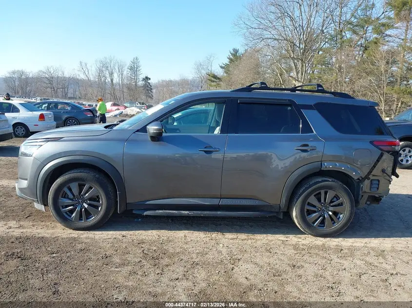 2022 NISSAN PATHFINDER SV 4WD