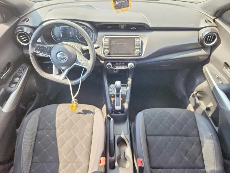 2019 NISSAN KICKS SV  