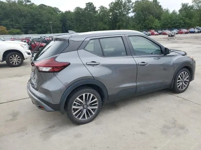 2021 NISSAN KICKS SV  