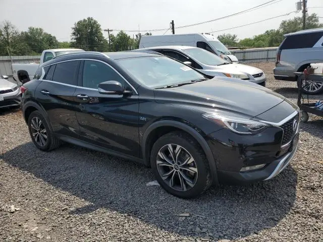 2017 INFINITI QX30 BASE  