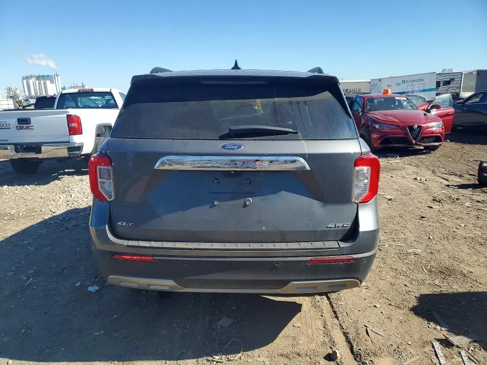 2024 FORD EXPLORER XLT  