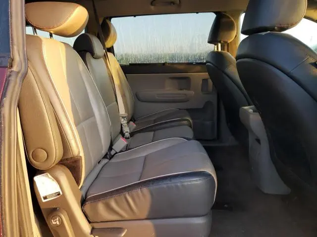 2017 KIA SEDONA LX  
