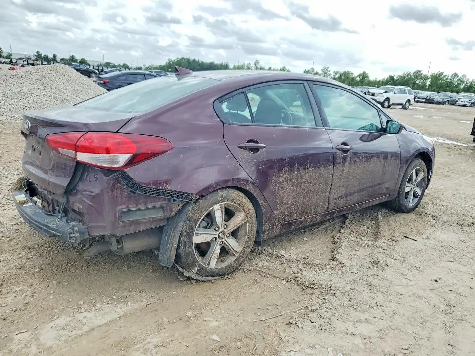 2018 KIA FORTE LX  