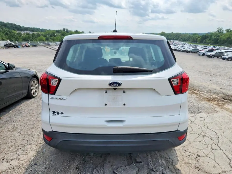 2019 FORD ESCAPE S  