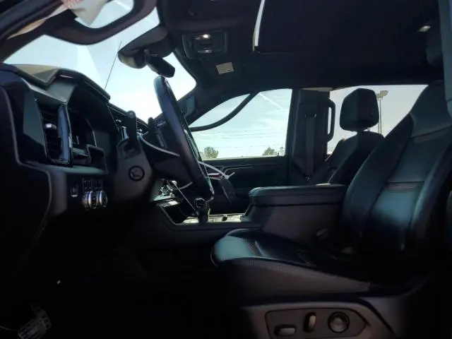 2022 GMC SIERRA K1500 AT4  