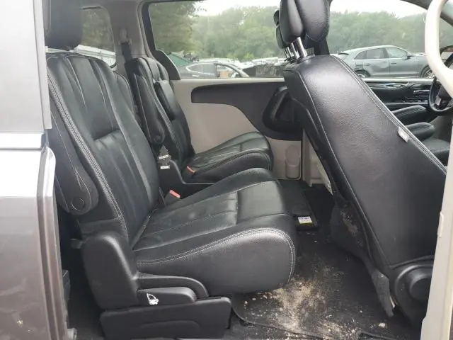 2016 CHRYSLER TOWN & COUNTRY TOURING  
