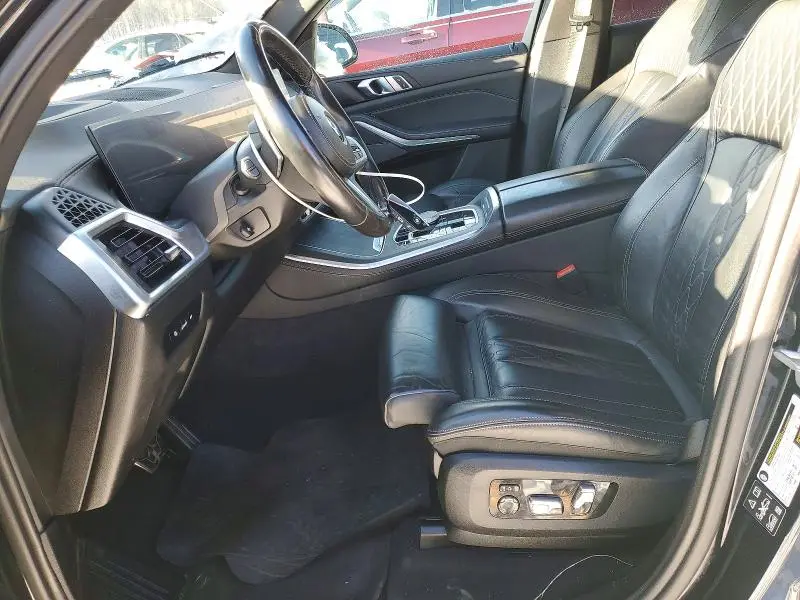 2025 BMW X5 XDRIVE40I  