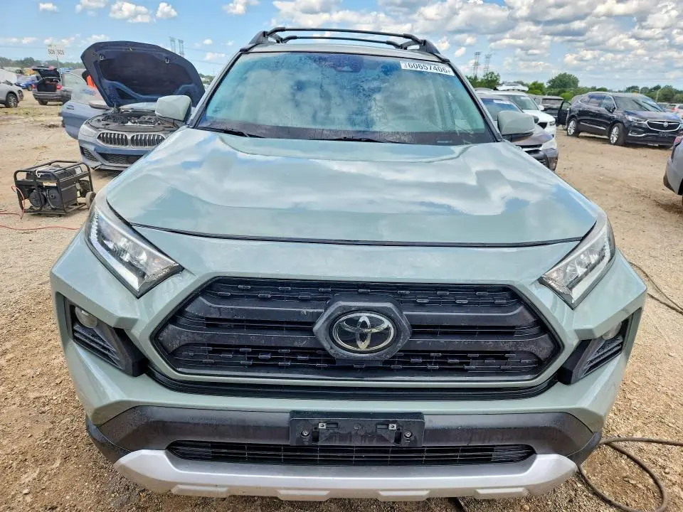 2019 TOYOTA RAV4 ADVENTURE  