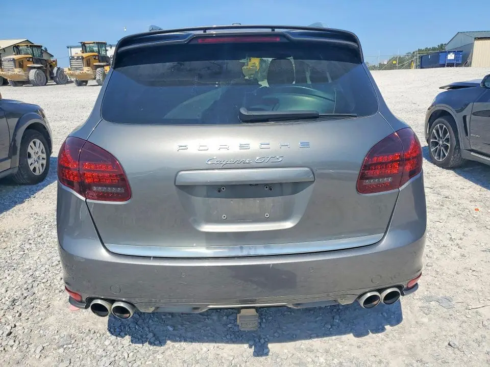 2014 PORSCHE CAYENNE GTS  