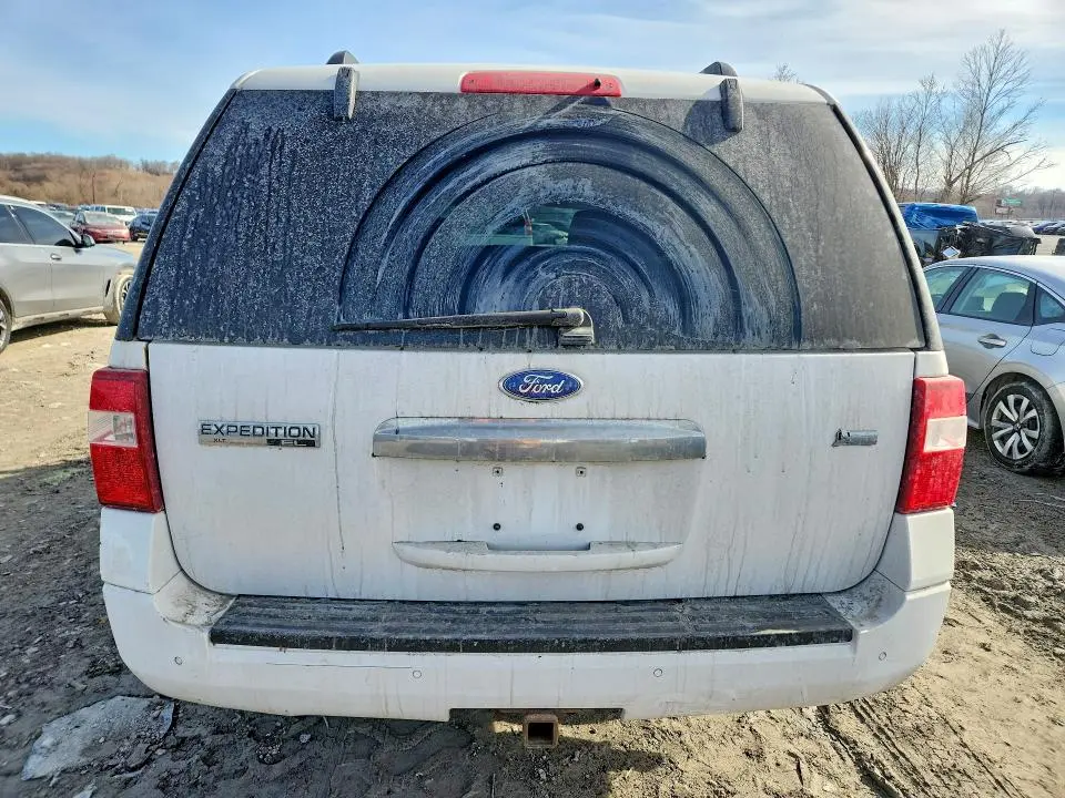 2011 FORD EXPEDITION EL XLT  