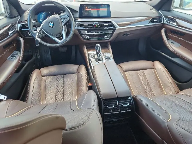 2019 BMW 540 I  