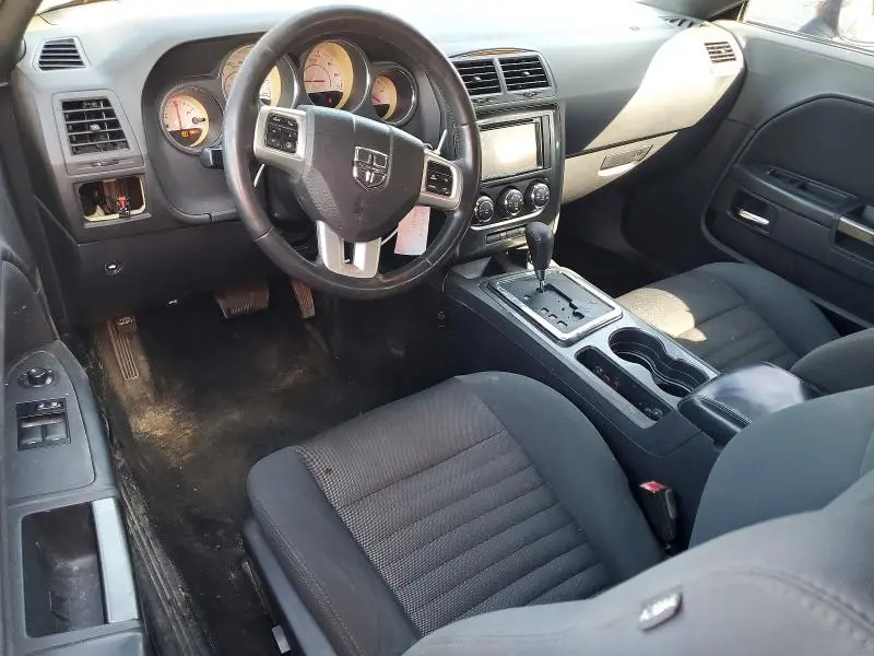 2013 DODGE CHALLENGER SXT  