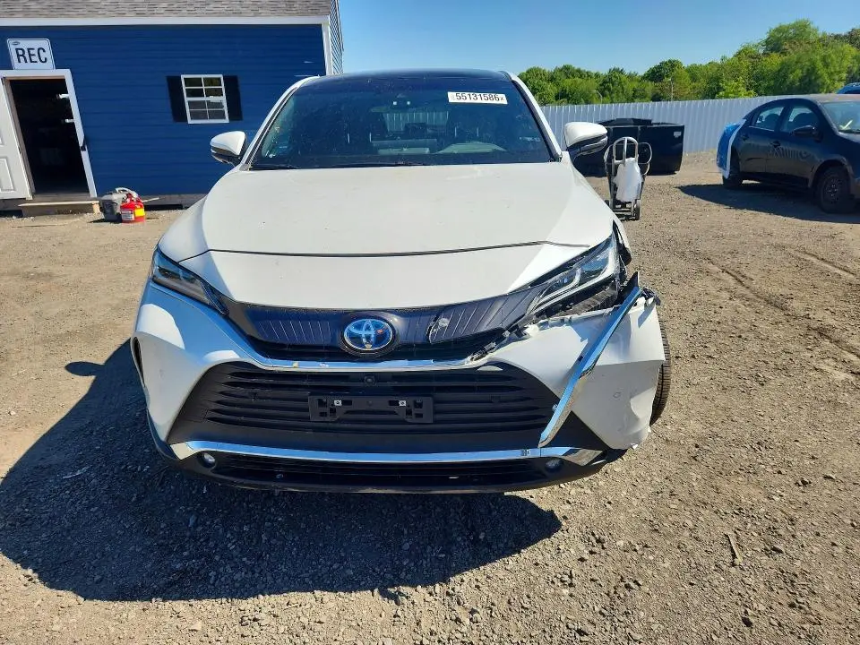 2023 TOYOTA VENZA LIMITED  