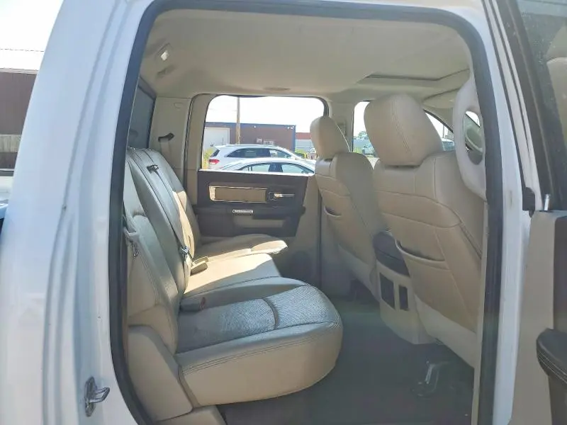 2013 RAM 2500 LARAMIE  