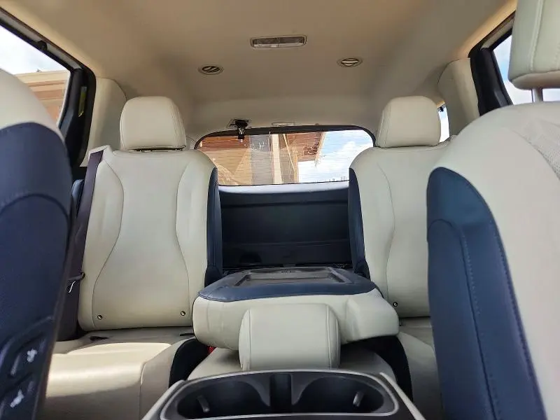 2025 KIA CARNIVAL EX  