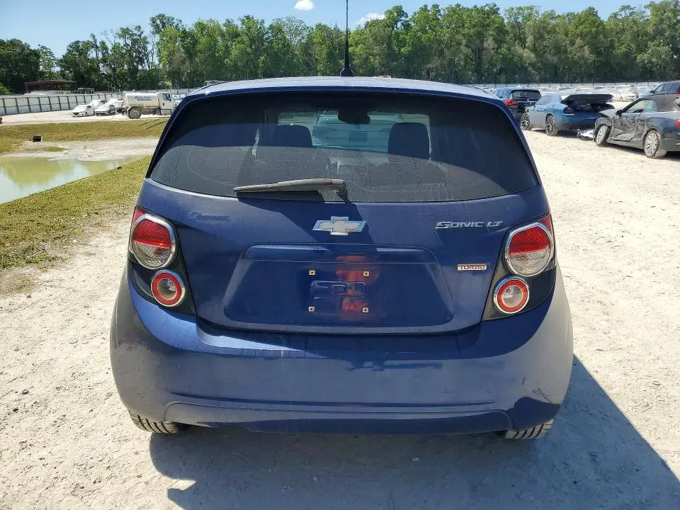 2013 CHEVROLET SONIC LT  