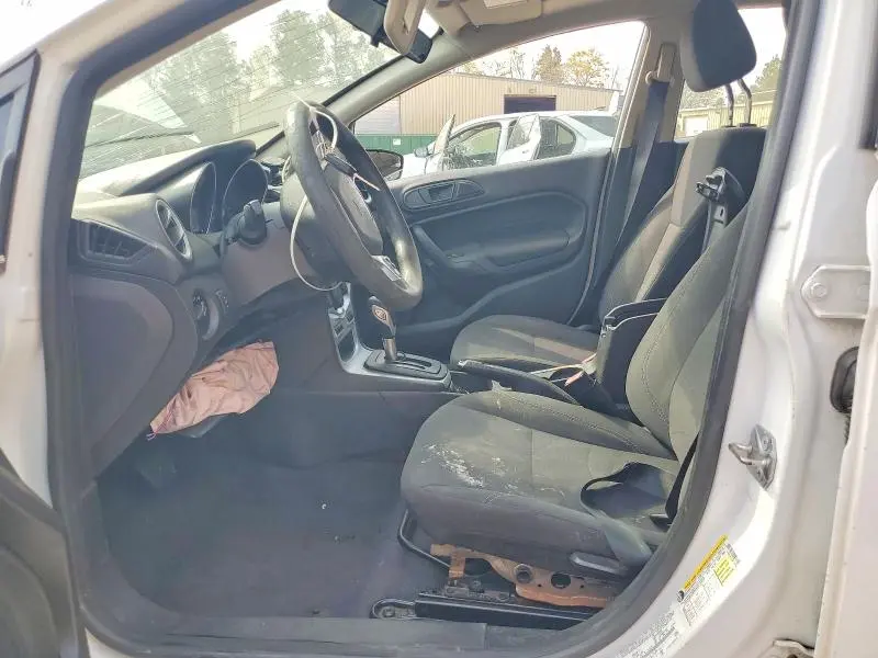 2018 FORD FIESTA SE  