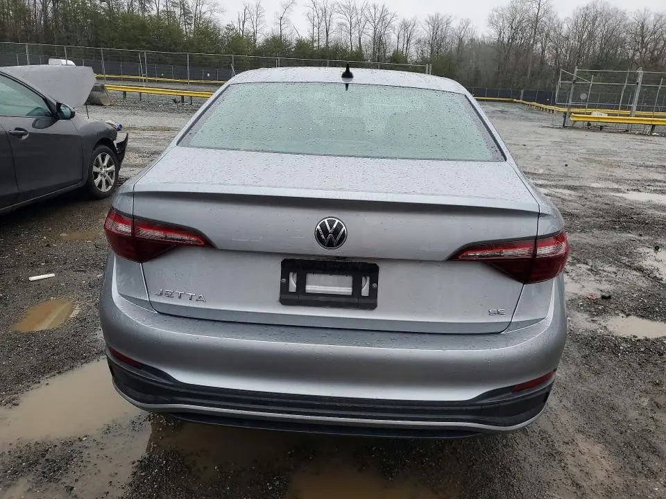 2022 VOLKSWAGEN JETTA SE  