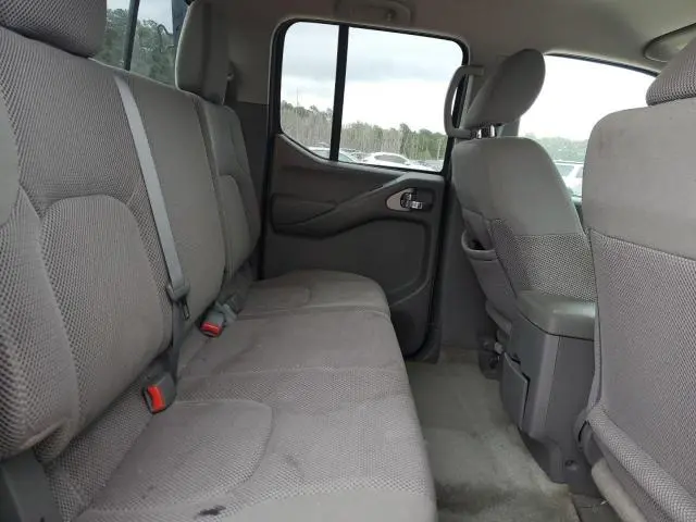 2016 NISSAN FRONTIER S