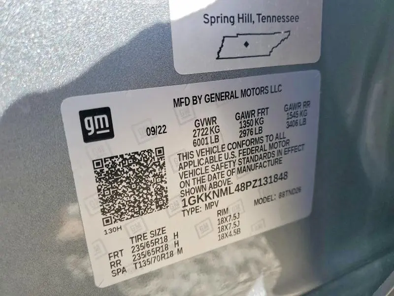 2023 GMC ACADIA SLT  