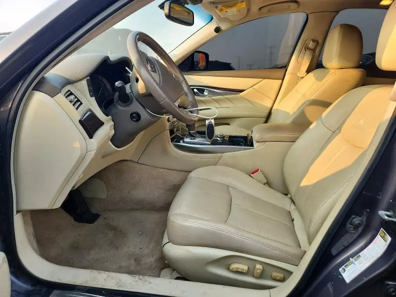 2011 INFINITI M37 BASE  
