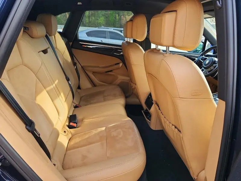 2016 PORSCHE MACAN S  
