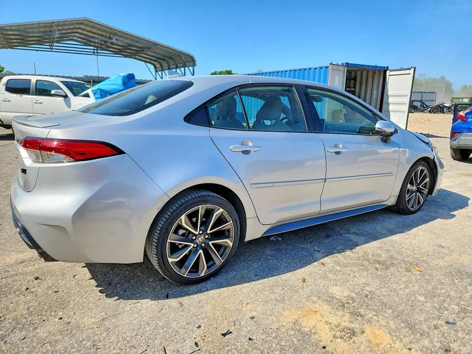 2021 TOYOTA COROLLA SE  