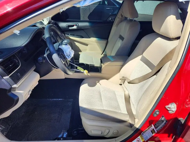 2014 TOYOTA CAMRY LE  