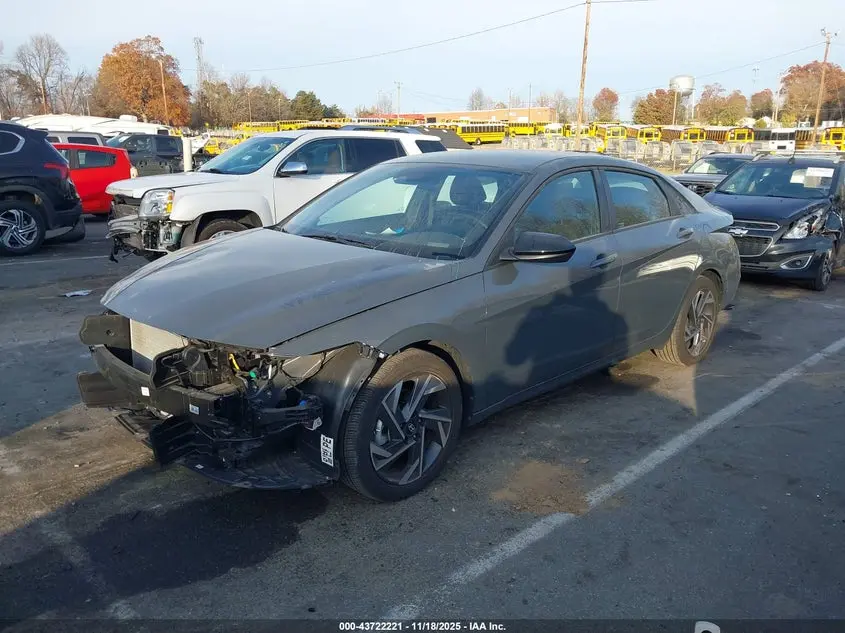 2025 HYUNDAI ELANTRA SEL SPORT