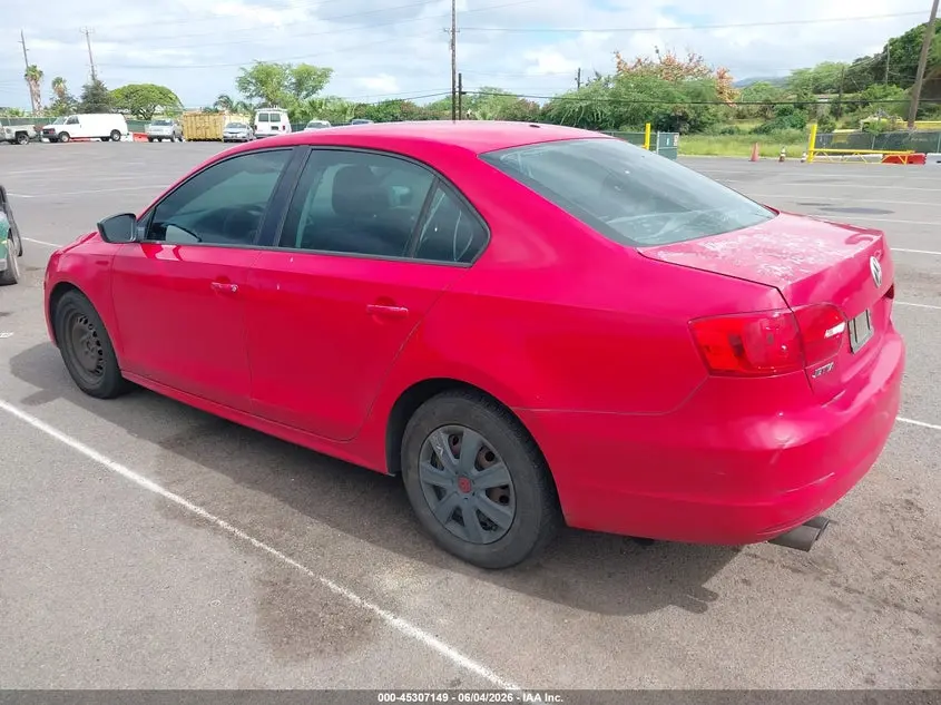 2013 VOLKSWAGEN JETTA 2.0L S