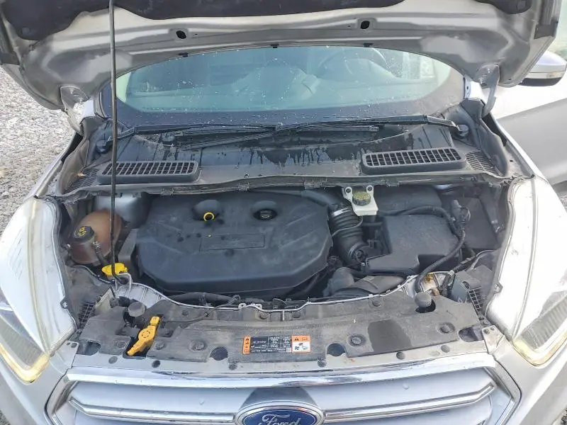 2017 FORD ESCAPE TITANIUM  