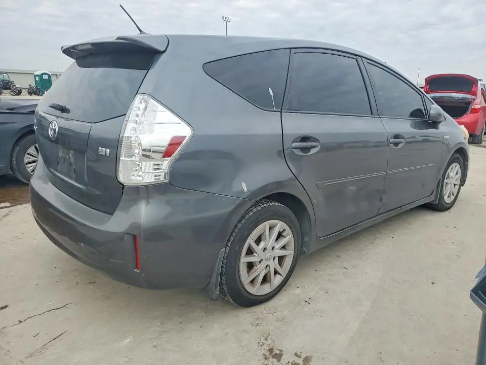 2012 TOYOTA PRIUS V   