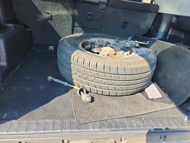 2019 TOYOTA 4RUNNER SR5  